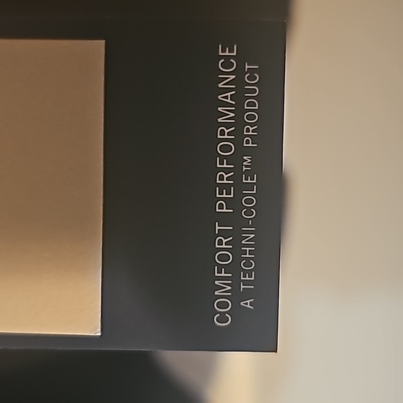 Kenneth Cole Tech T-shirt - Picture 5 of 7